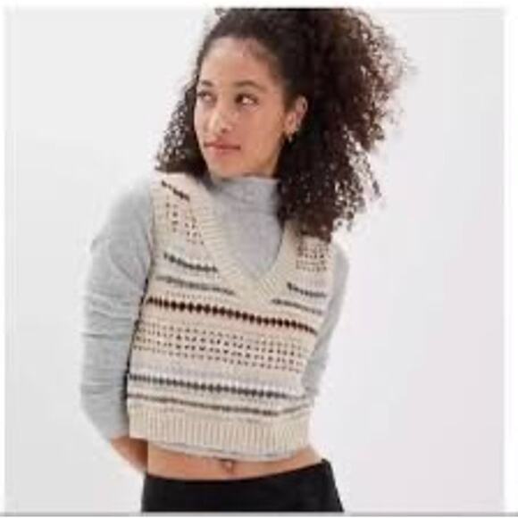 American Eagle sweater vest - Picture 1 of 5